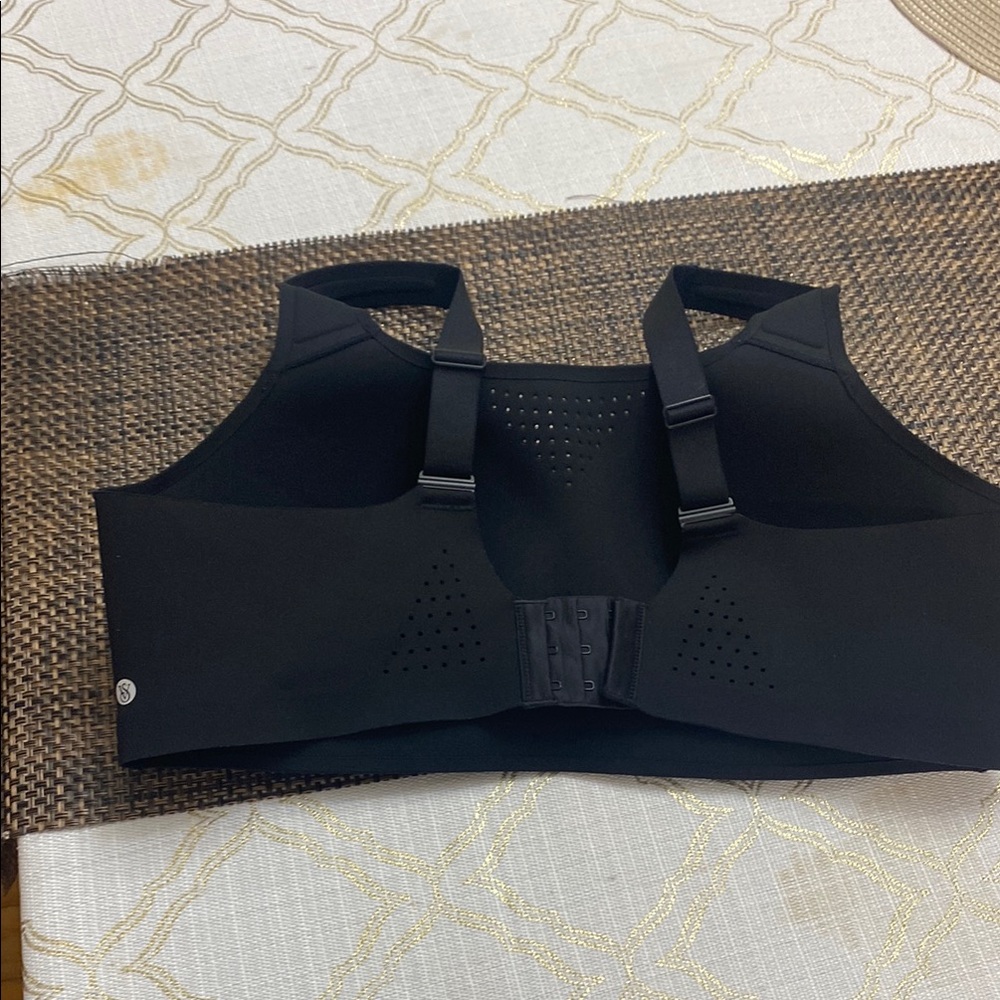 Victoria's Secret Black Bra - Picture 2 of 8
